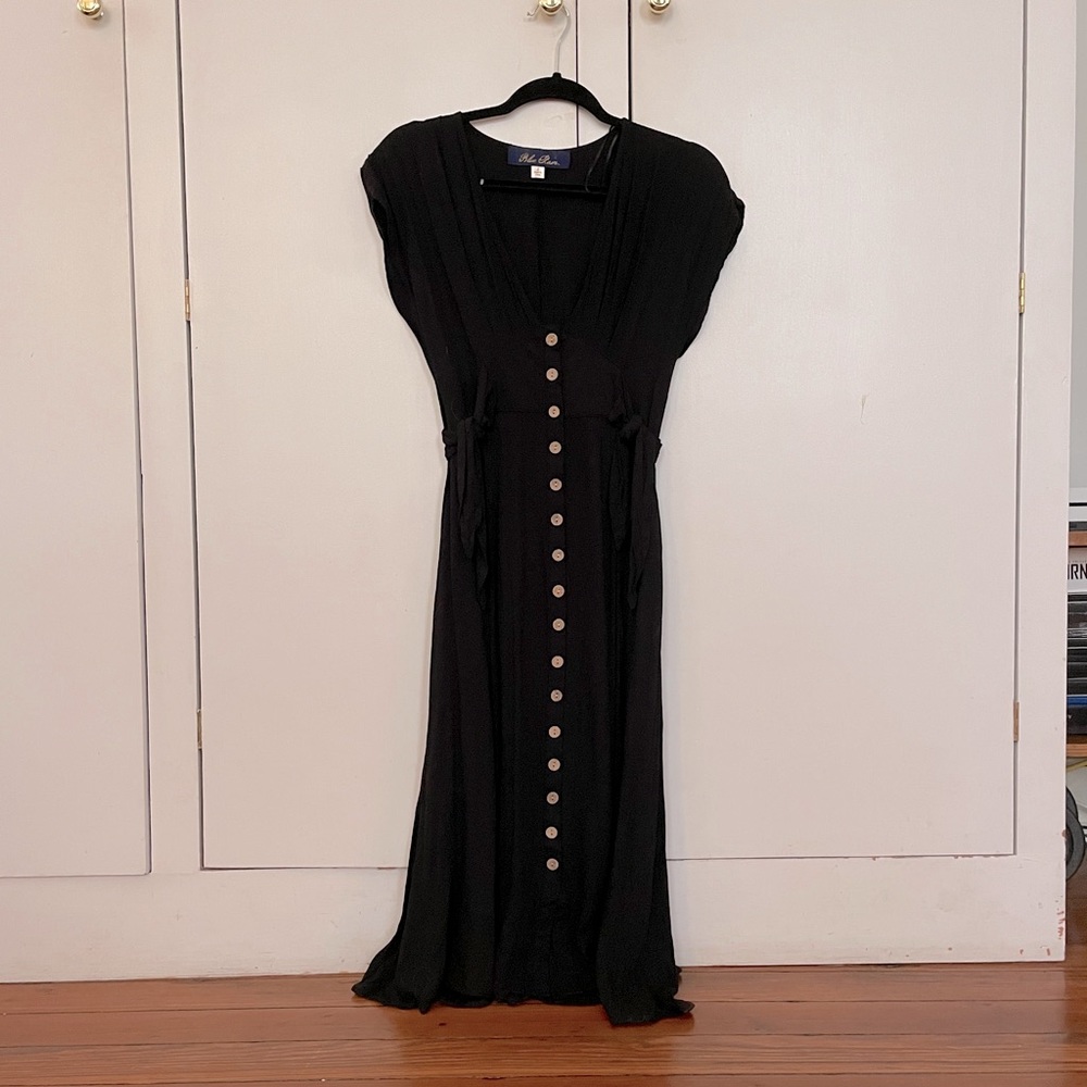 Lulus black midi sundress w buttons, side ties sm